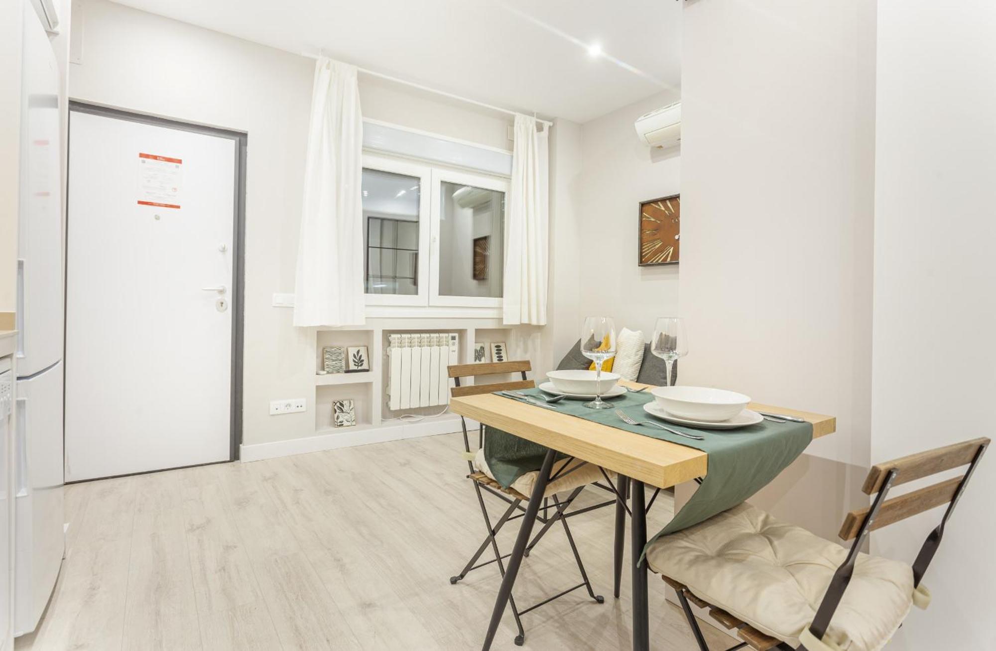 Apartamento Bernabeu Comfort En Madrid Bagian luar foto