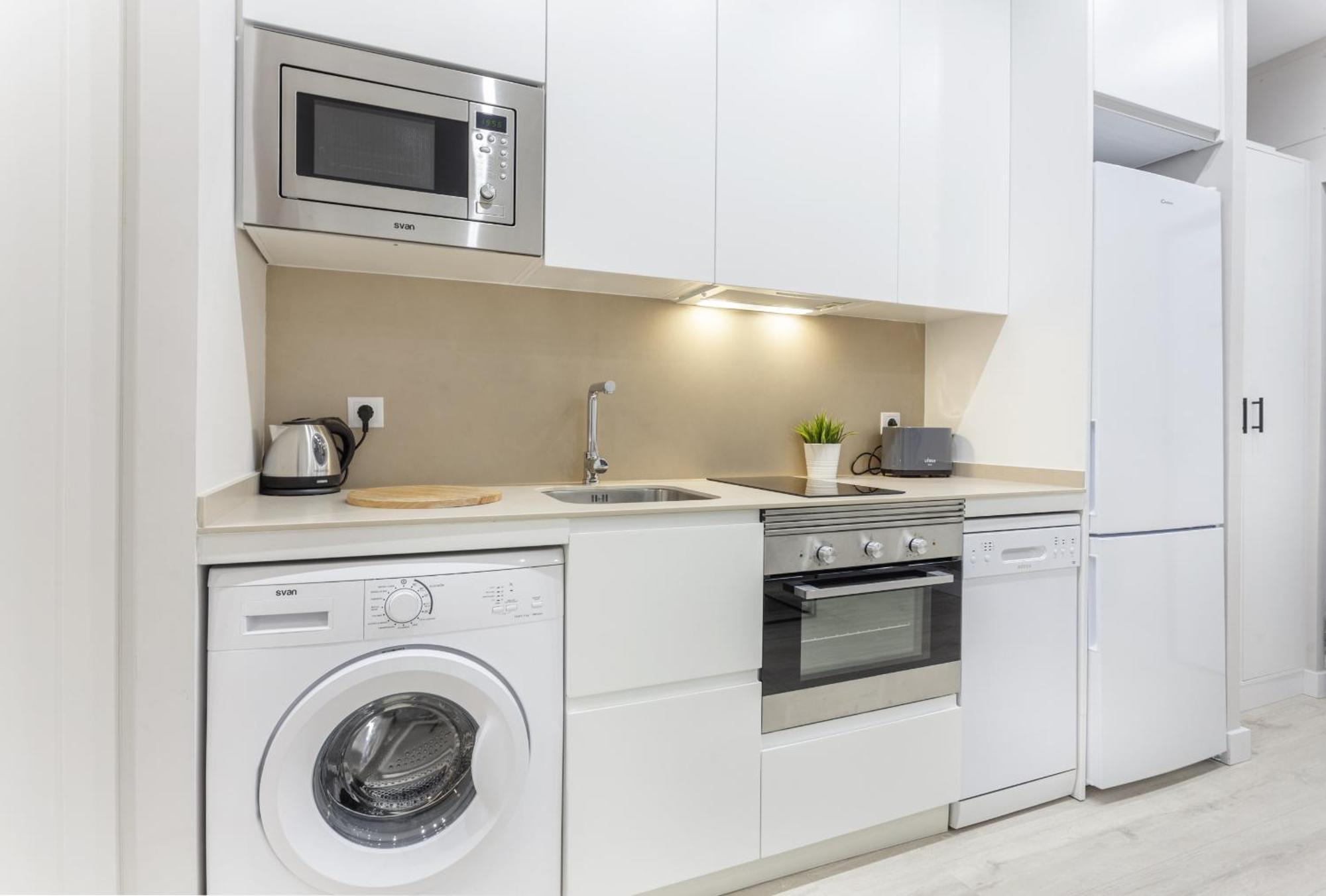 Apartamento Bernabeu Comfort En Madrid Bagian luar foto